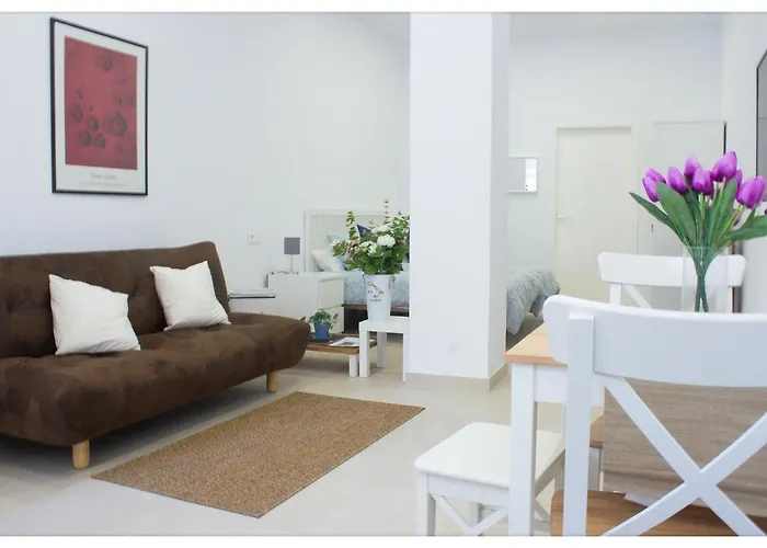 Estacion-centro Vialia Apartment *